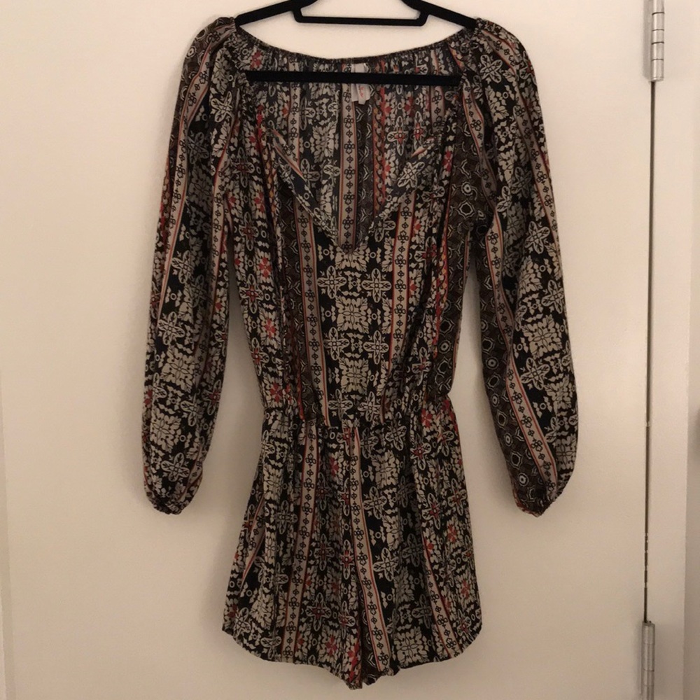 2 Hearts Black Patterned Romper